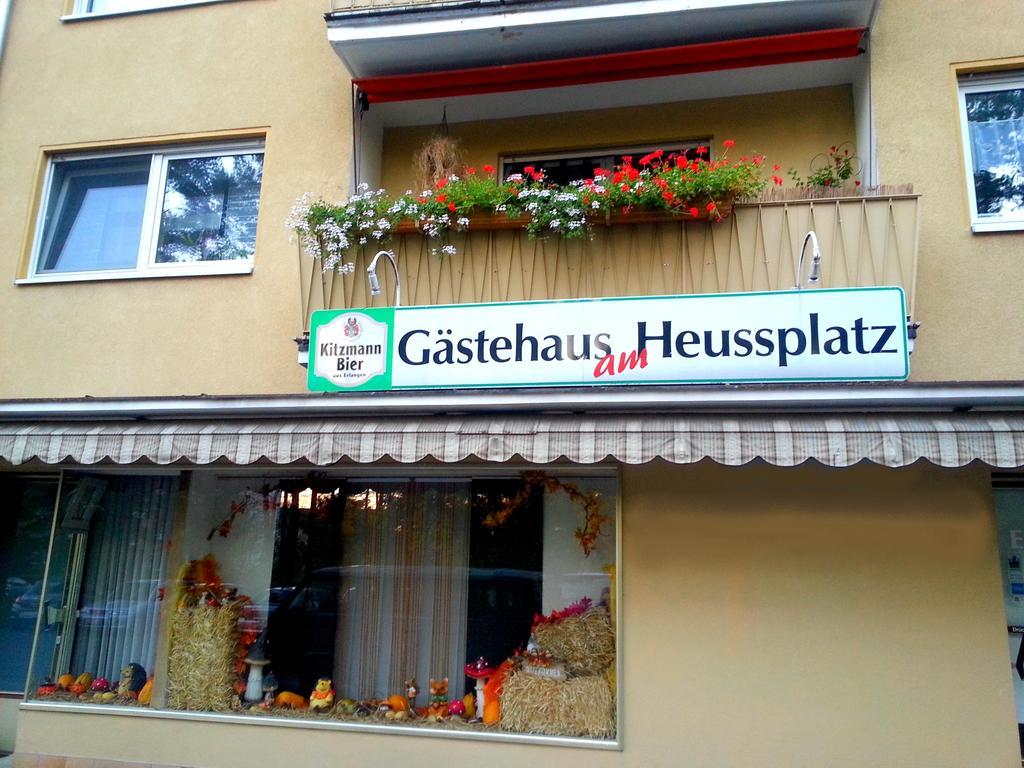 Gaestehaus Am Heuss-Platz Erlangen Ngoại thất bức ảnh