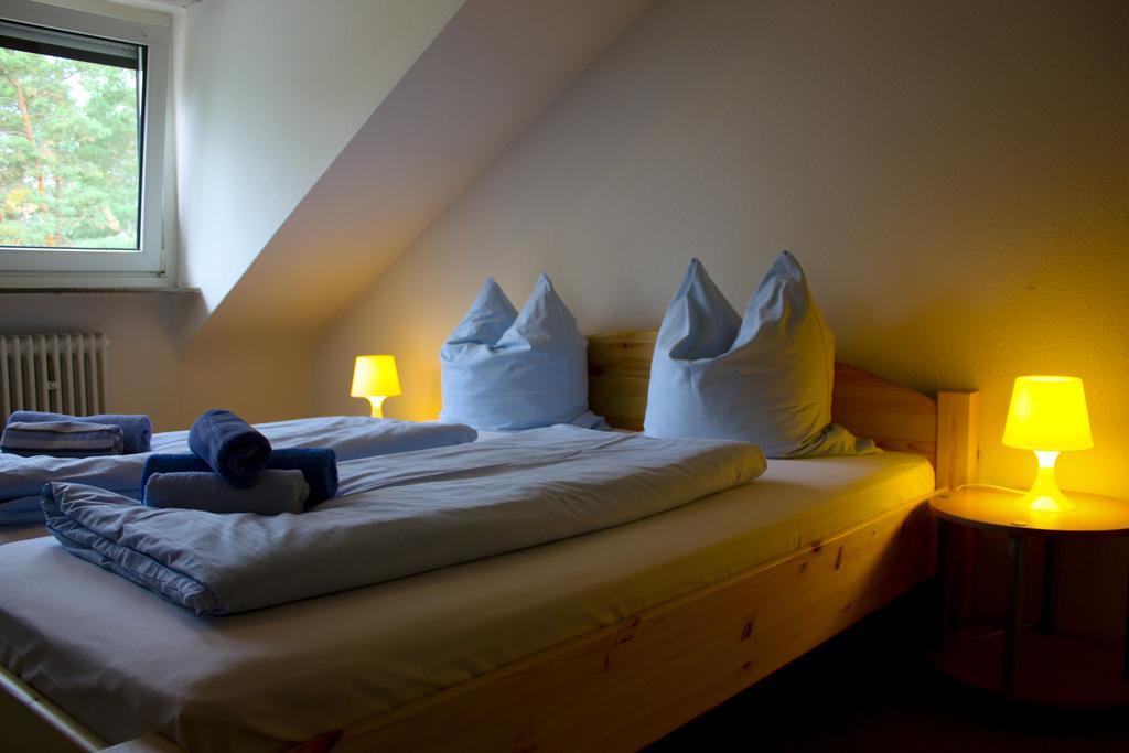 Gaestehaus Am Heuss-Platz Erlangen Phòng bức ảnh